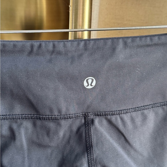 Lululemon Black Cropped Leggings | 6 - Picture 3 of 4